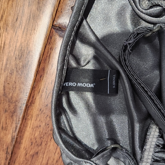 Vero Moda silver dress - Picture 5 of 5